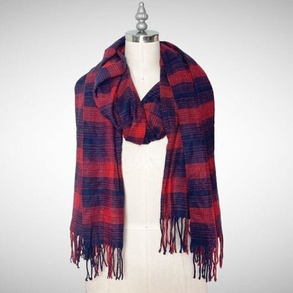 Banana Republic Accessories - Banana Republic Navy Blue & Red Plaid Fringe Scarf